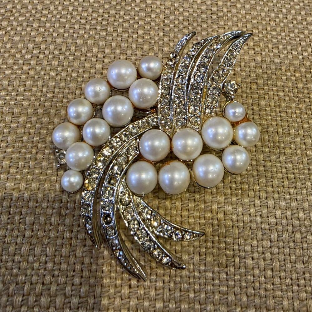 Vintage Faux Pearl Clear Rhinestone Floral Spray Brooch Pin Silver Tone